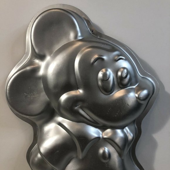 Vintage Wilton Metal Mickey Mouse Cake Pan 1978 Walt Disney Korea 515-1805 - Picture 2 of 10